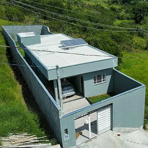 Vista aérea de casa térrea construída